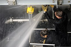 كشف تسربات المياه مع الضمان