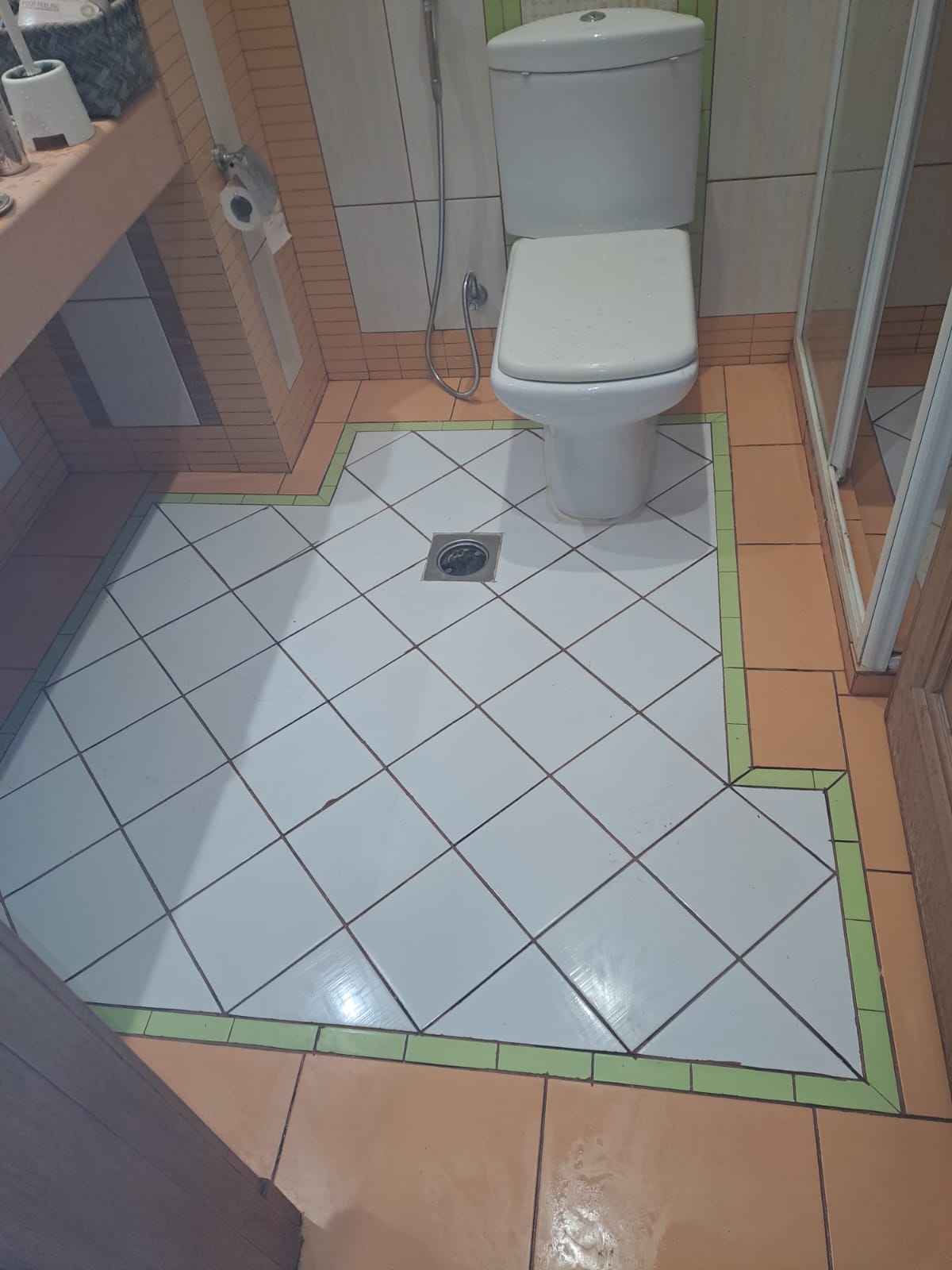 شركة عزل ارضية الحمامات