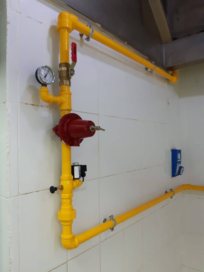 تمديد خطوط الغاز المركزي بالرياض 